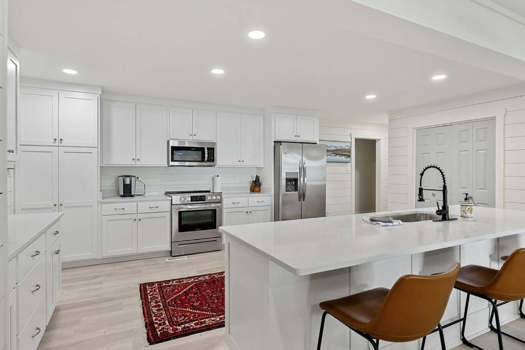 Lake Home, Dock, Fire Pit, Hot Tub, Game Room, Etc Winchester Dış mekan fotoğraf